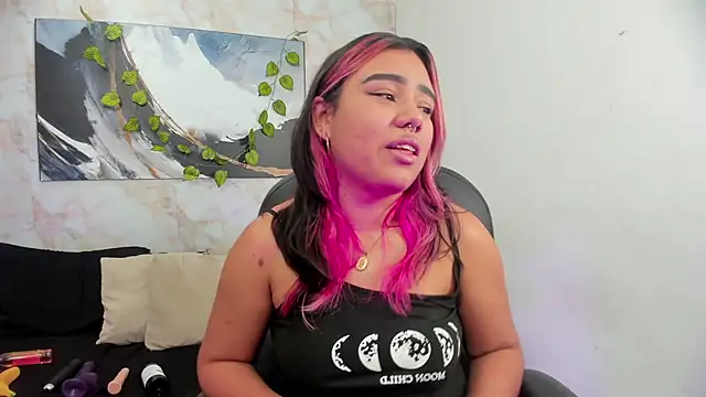 Lilith traviis online show from March 24, 2026, 9:15 pm