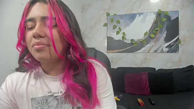 Lilith traviis online show from March 12, 2026, 9:30 pm