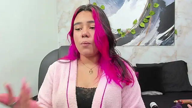 Lilith traviis online show from March 10, 2026, 10:14 pm