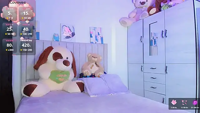 Snapshot of baby_cleo_ chatting on February 13, 2026, 11:38 pm baby cleo online show from February 13, 2026, 11:38 pm