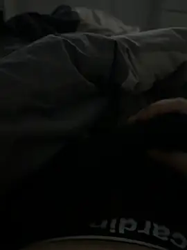 sexboy20020 online show from February 2, 2026, 9:58 pm