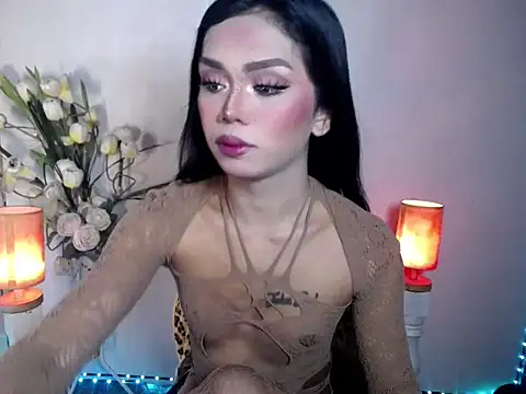 Snapshot of Darkness_Angel chatting on June 4, 2026, 1:43 am Darkness Angel online show from June 4, 2026, 1:43 am