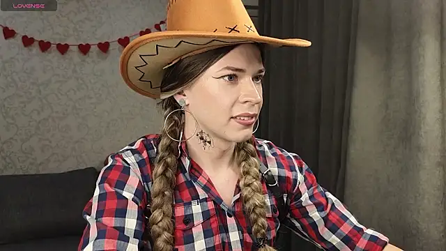 Anna inHear online show from February 16, 2026, 4:38 pm