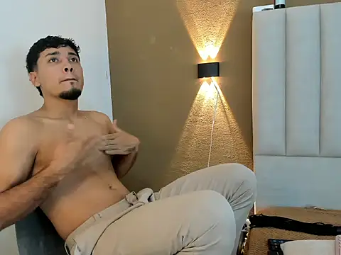 Snapshot of Noah_Smith01 chatting on February 26, 2026, 11:49 pm Noah Smith01 online show from February 26, 2026, 11:49 pm