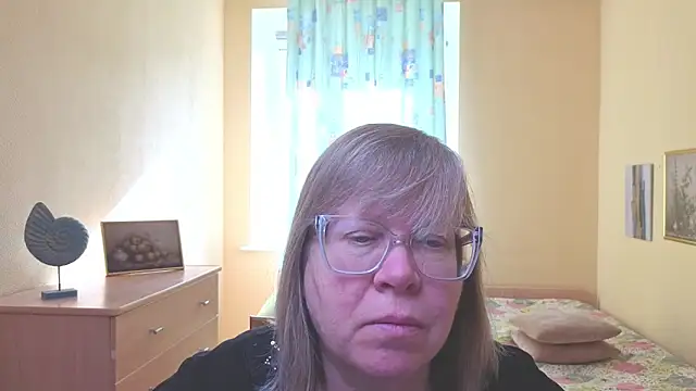 Emma Eclipsee online show from March 8, 2026, 10:51 am