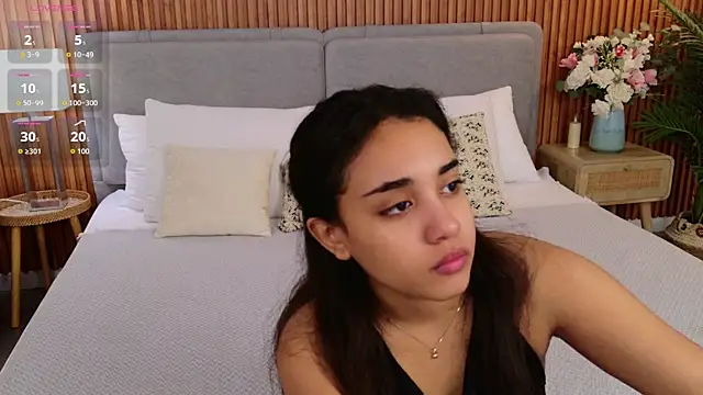Snapshot of Luna_Cortier chatting on June 3, 2026, 5:08 am Luna Cortier online show from June 3, 2026, 5:08 am