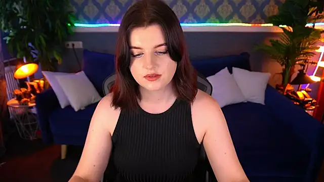 Snapshot of KristiFoxy chatting on July 12, 2026, 12:39 pm KristiFoxy online show from July 12, 2026, 12:39 pm