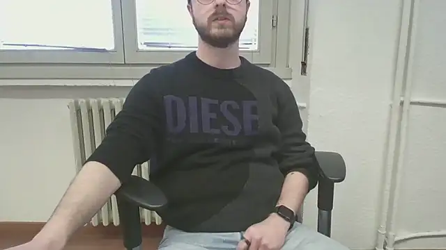 Snapshot of ItalianAlex chatting on February 26, 2026, 2:06 pm ItalianAlex online show from February 26, 2026, 2:06 pm