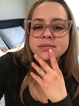 xxlivecouple online show from March 2, 2026, 12:11 am