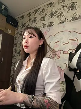 YukiiTYAN online show from February 26, 2026, 1:44 pm