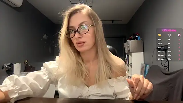 SoftnessMila online show from February 11, 2026, 3:45 pm