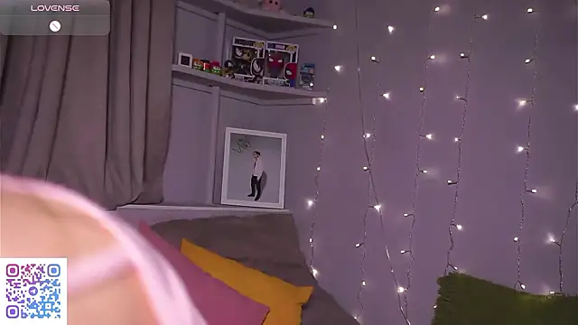 ameliamo online show from March 10, 2026, 3:32 am