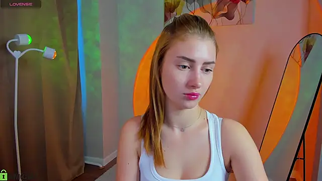 Rita Flux online show from February 12, 2026, 2:44 am