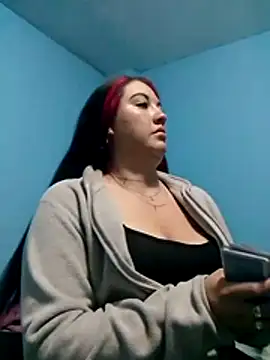 crystal cute  online show from February 3, 2026, 9:20 pm