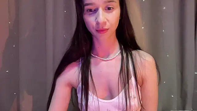 Snapshot of Soft_Desire chatting on May 9, 2026, 6:33 pm Soft Desire online show from May 9, 2026, 6:33 pm
