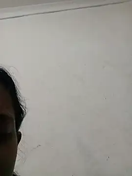 Snapshot of loveofpetitegirls34 chatting on April 29, 2026, 7:09 pm loveofpetitegirls34 online show from April 29, 2026, 7:09 pm