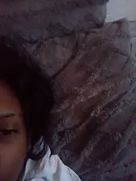 Snapshot of loveofpetitegirls34 chatting on April 24, 2026, 6:37 am loveofpetitegirls34 online show from April 24, 2026, 6:37 am
