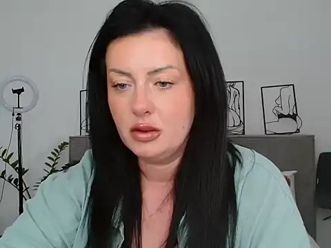 Jasmin0e online show from April 27, 2026, 7:28 am