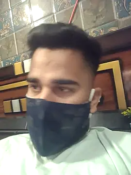 Snapshot of MrCurioX chatting on February 8, 2026, 7:11 pm MrCurioX online show from February 8, 2026, 7:11 pm