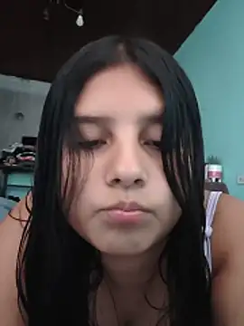Salome Vivas online show from May 19, 2026, 9:55 pm