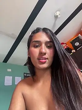 Naty-suprema online show from February 10, 2026, 7:24 pm