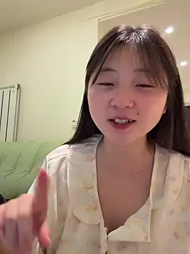 Snapshot of LXR77887 chatting on April 24, 2026, 4:31 pm LXR77887 online show from April 24, 2026, 4:31 pm