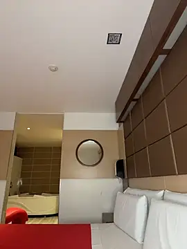 Maddy Beluci online show from March 11, 2026, 1:10 am