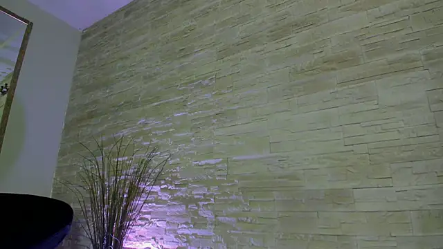 Snapshot of Ivorym00n chatting on March 18, 2026, 7:00 am Ivorym00n online show from March 18, 2026, 7:00 am