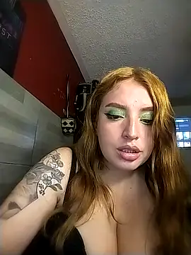 Snapshot of Deimoonblack26 chatting on April 8, 2026, 10:33 pm Deimoonblack26 online show from April 8, 2026, 10:33 pm