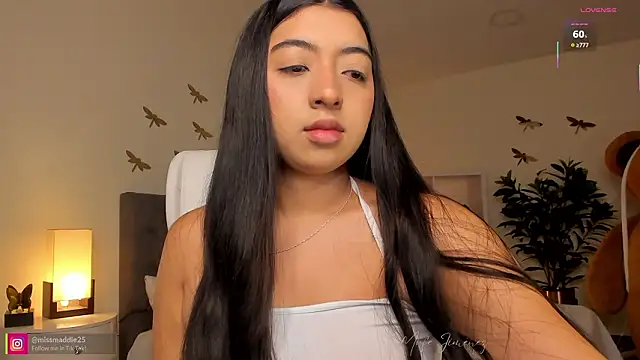 missvancouver online show from March 16, 2026, 12:42 pm