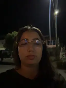 Snapshot of Arya___ chatting on April 8, 2026, 7:32 am Arya online show from April 8, 2026, 7:32 am