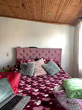 JulietaRiios online show from March 21, 2026, 7:18 pm