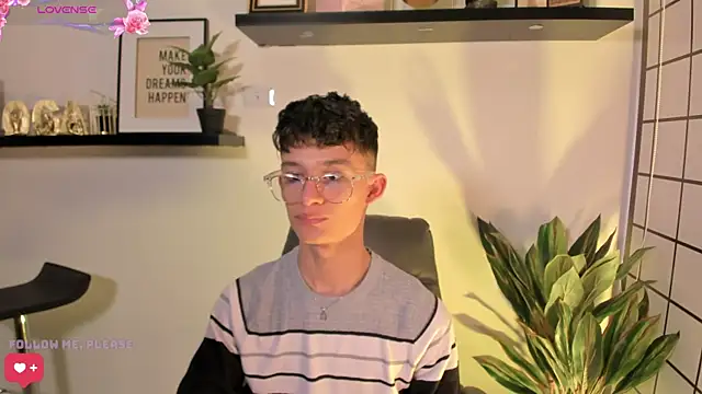 Snapshot of Patrick_Howland_ chatting on April 2, 2026, 8:59 pm Patrick Howland online show from April 2, 2026, 8:59 pm