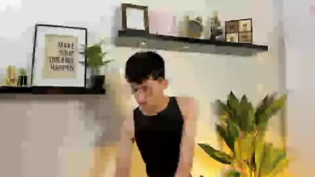 Snapshot of Patrick_Howland_ chatting on May 29, 2026, 3:23 am Patrick Howland online show from May 29, 2026, 3:23 am