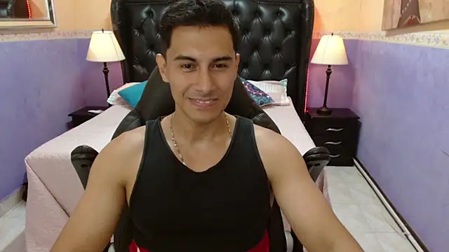 Snapshot of Mike_Conors chatting on February 11, 2026, 1:49 am Mike Conors online show from February 11, 2026, 1:49 am