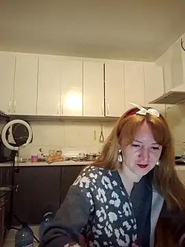 LanaBananaa  online show from February 26, 2026, 10:21 pm