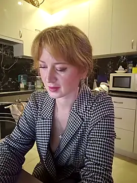Snapshot of LanaBananaa_ chatting on April 24, 2026, 9:50 pm LanaBananaa online show from April 24, 2026, 9:50 pm