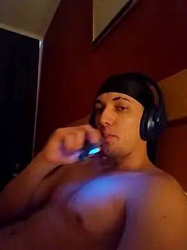 xRoma online show from February 3, 2026, 8:52 am