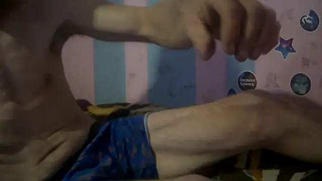 Snapshot of crikeycock chatting on April 16, 2026, 10:12 pm crikeycock online show from April 16, 2026, 10:12 pm