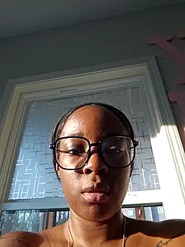 Kourtneyk online show from February 3, 2026, 1:38 pm