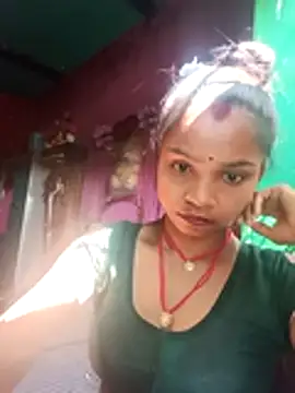 Snapshot of Cut_ikina chatting on February 21, 2026, 6:59 am Cut ikina online show from February 21, 2026, 6:59 am