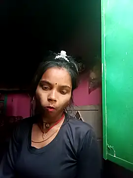 Snapshot of Cut_ikina chatting on February 5, 2026, 10:44 am Cut ikina online show from February 5, 2026, 10:44 am