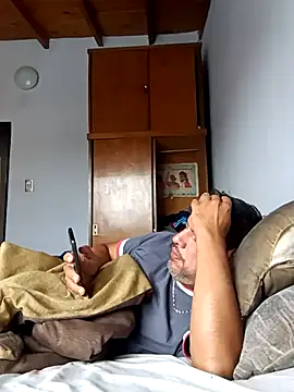 Snapshot of gordorichard chatting on March 3, 2026, 4:25 pm gordorichard online show from March 3, 2026, 4:25 pm