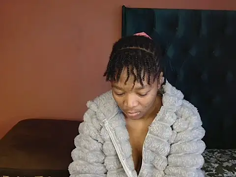 Snapshot of ForeverSexy_ chatting on July 6, 2026, 7:59 am ForeverSexy online show from July 6, 2026, 7:59 am