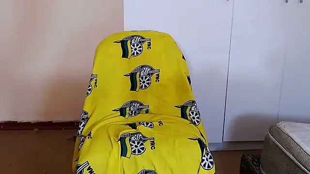 Snapshot of SweetNiceQueen chatting on March 25, 2026, 9:52 am SweetNiceQueen online show from March 25, 2026, 9:52 am