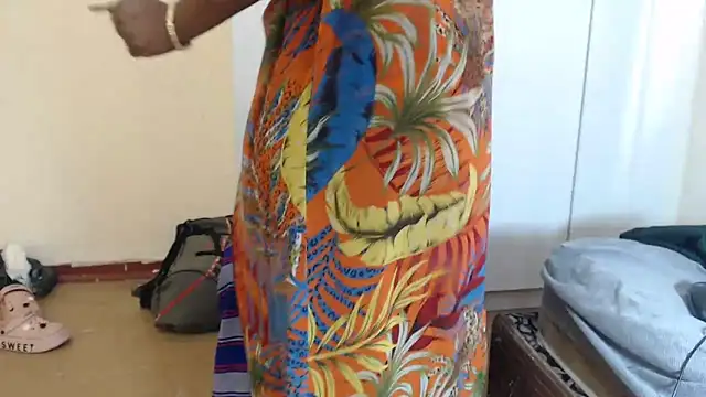 Snapshot of SweetNiceQueen chatting on March 28, 2026, 11:00 am SweetNiceQueen online show from March 28, 2026, 11:00 am