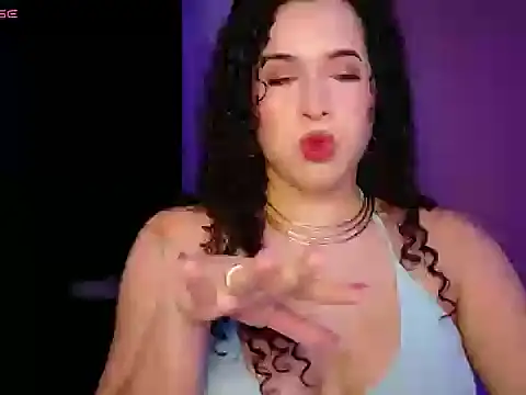 Snapshot of DIVINANGELA chatting on May 16, 2026, 3:49 am DIVINANGELA online show from May 16, 2026, 3:49 am