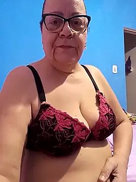 Snapshot of Luach chatting on March 25, 2026, 9:35 pm Luach online show from March 25, 2026, 9:35 pm