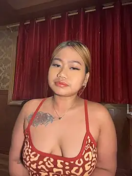 Snapshot of vien_pussy69 chatting on August 7, 2026, 2:23 pm vien pussy69 online show from August 7, 2026, 2:23 pm