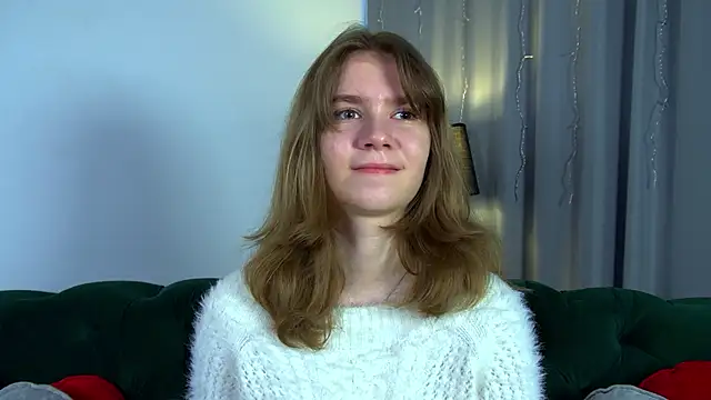 Snapshot of MilaMaelis chatting on April 8, 2026, 6:26 am MilaMaelis online show from April 8, 2026, 6:26 am